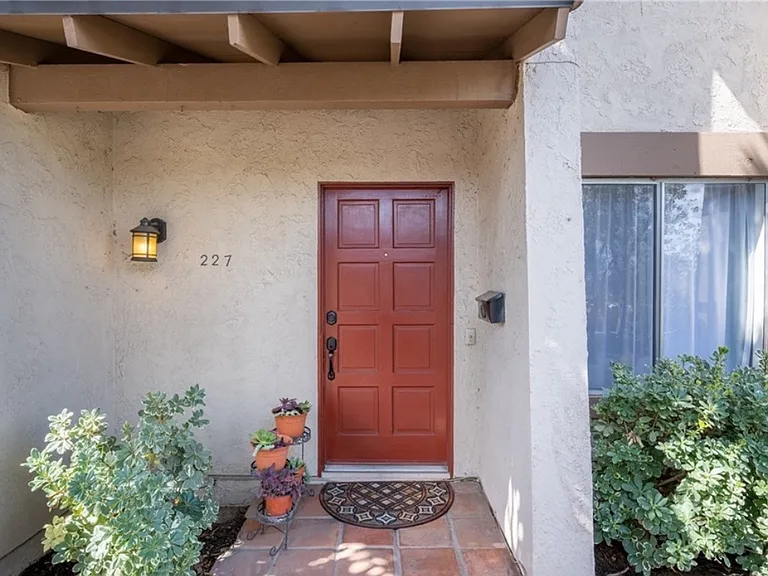 227 S Camino De Naranjas — Photo 11