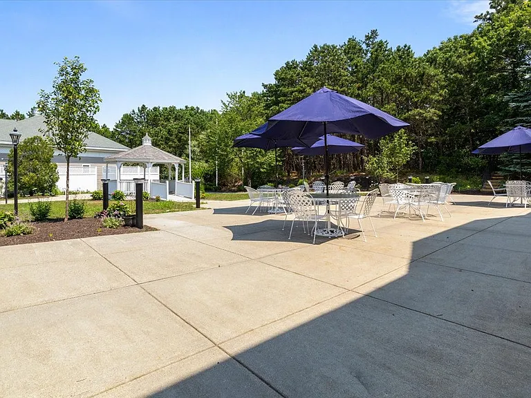 Serenity Apartments at Brewster — Photo 12