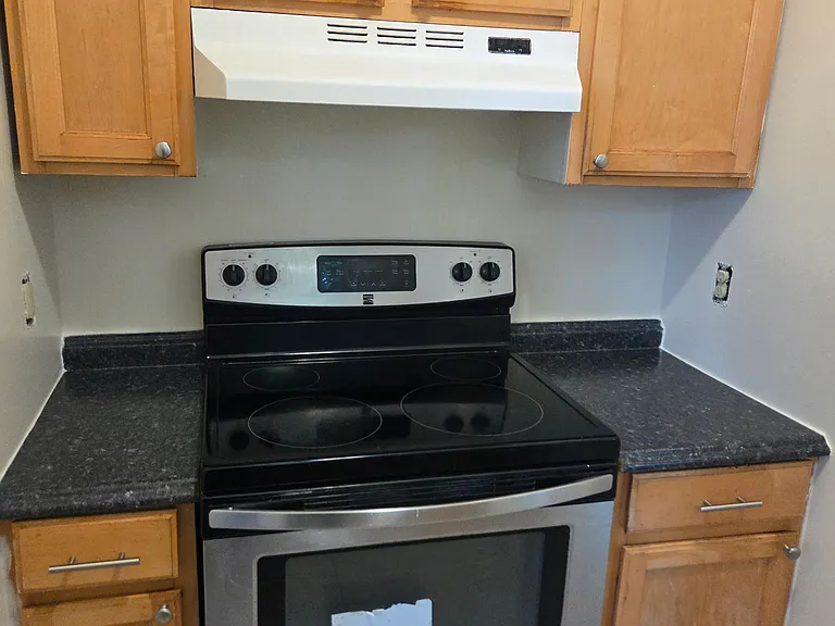 654 George St #3 — Photo 15