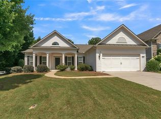 6467 Autumn Crest Ln, Hoschton, GA 30548