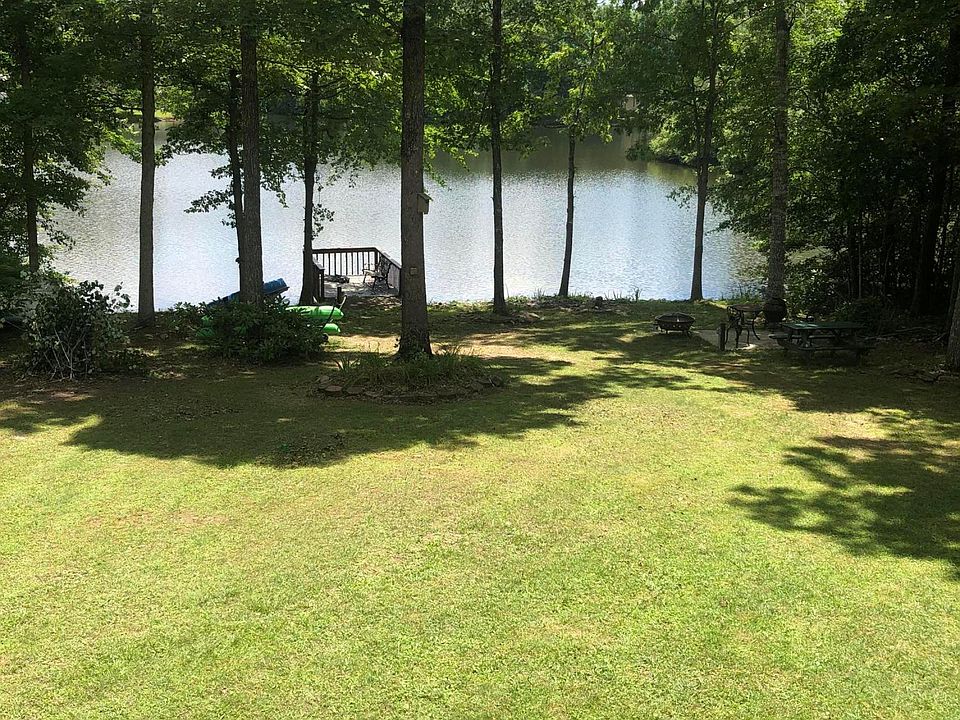 1st image of 8066 Saratoga Dr