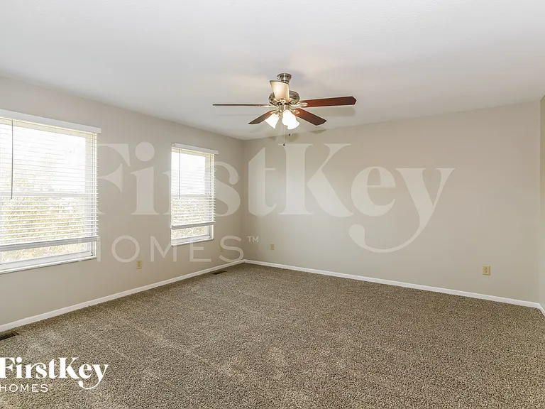 1162 Moneca St — Photo 8