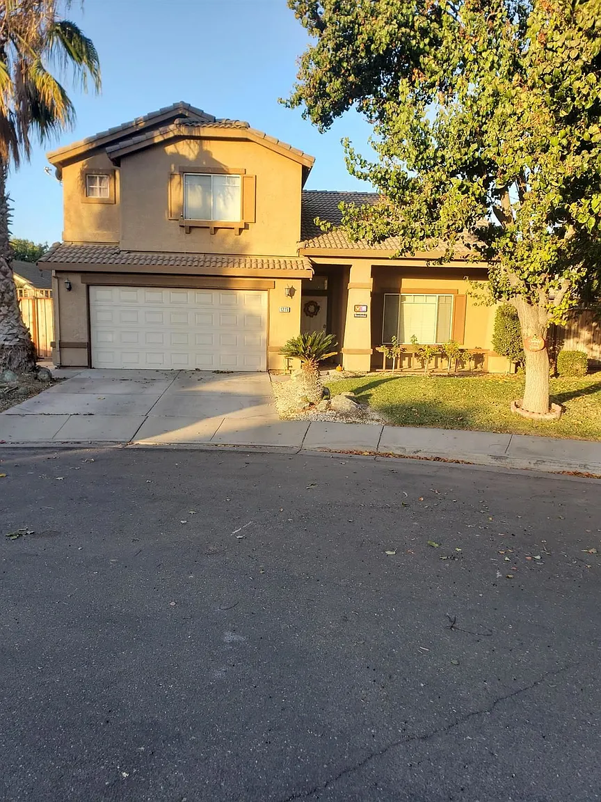 1215 Golden Eye Ct photo 1