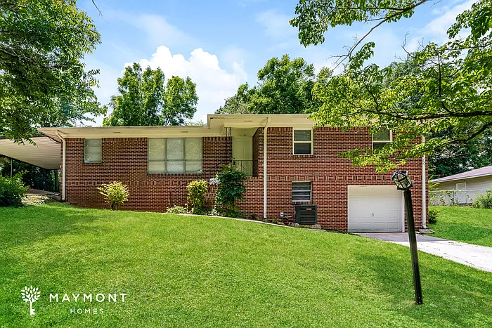3 bed, 2.0 bath, 1556 sqft, $1,495 — Photo 1