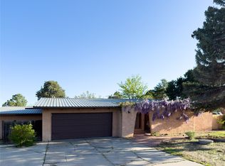 543 Grand Canyon Dr, White Rock, NM 87547