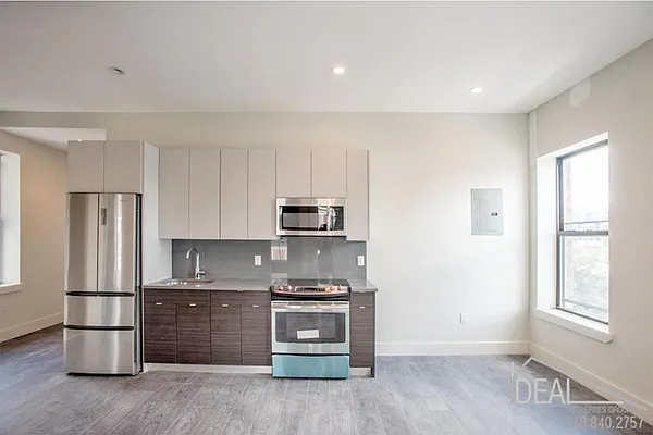 Rented by Ideal Properties Group | media 7