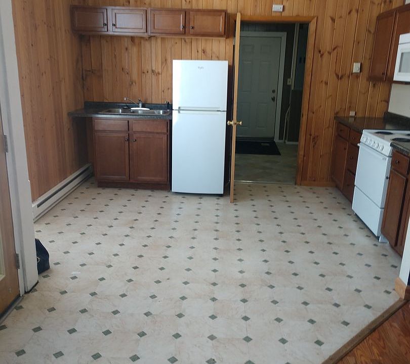 501 4th St, Centuria, WI 54824 Zillow