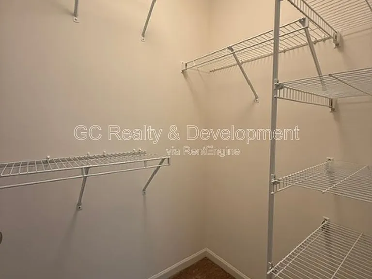 3398 Cameron Dr — Photo 10