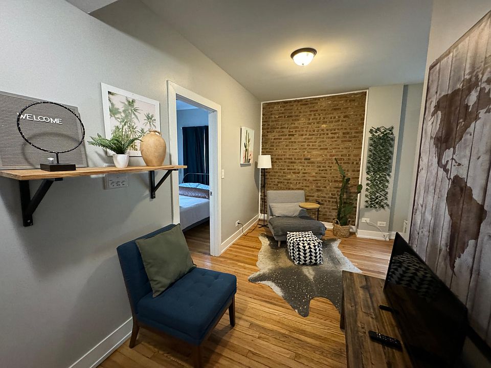 1st image of 820 W Cuyler Ave APT 120
