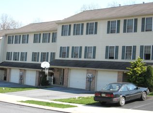 34 Tupelo St, Lititz, PA 17543