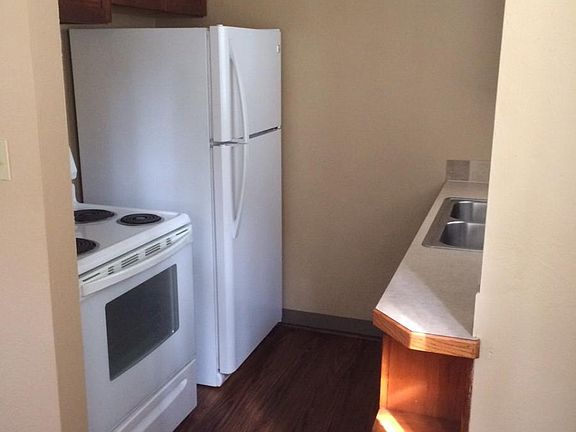 3rd image of 1489 2nd St APT 1