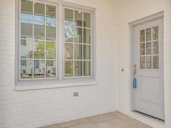 3rd image of 7625 Wigmore St