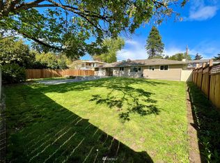 22631 28th Ave S, Des Moines, WA 98198
