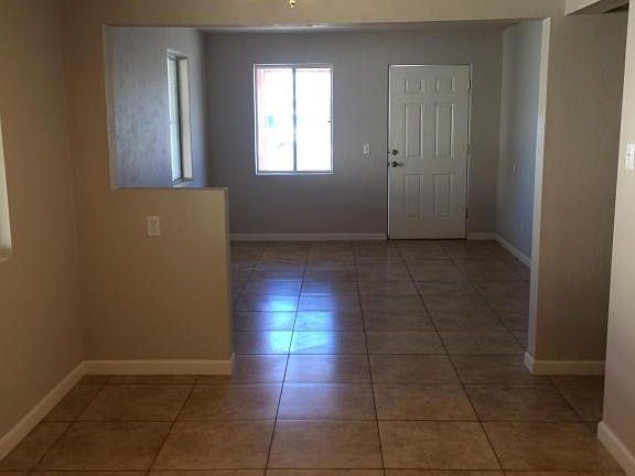 3rd image of 4028 S 14th Ave