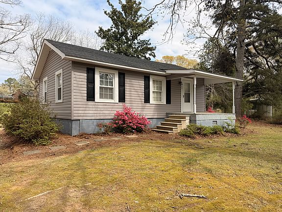 2nd image of 1189 Beech Springs Rd