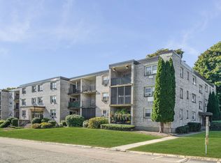 308 Meadowside Rd APT 204, Milford, CT 06460