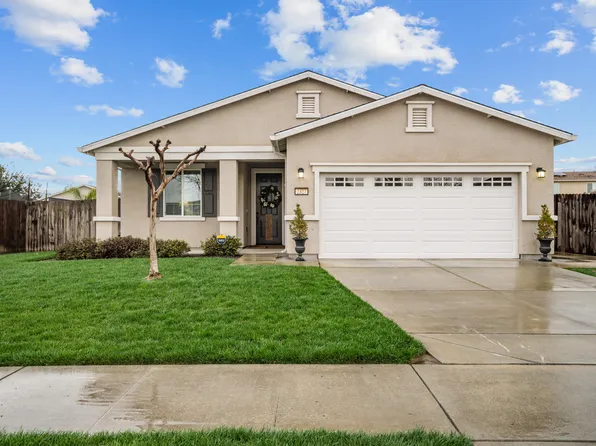 2327 W Flagstaff Court, Visalia, CA 93291
