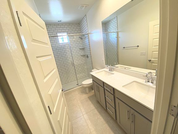 5th image of 4020 E Toledo St Unit 101