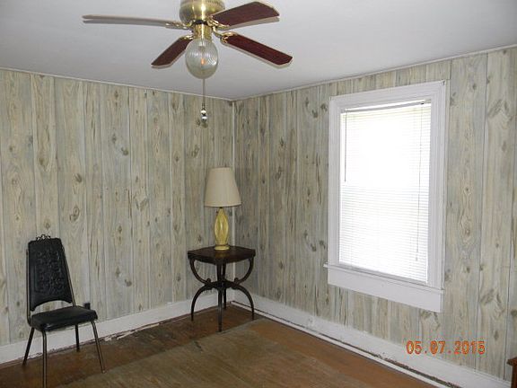 4th image of 23 Calloway St