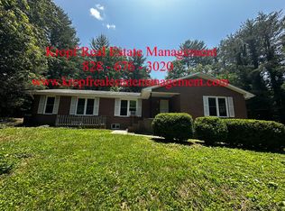 119 Bell Rd, Asheville, NC 28805