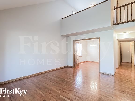3rd image of 423 Beechwood Dr