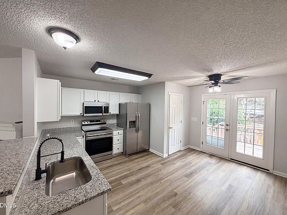 2nd image of 2100 Walnut Ridge Ct