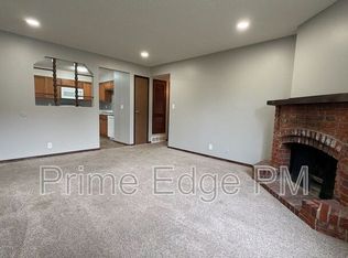 4521 Madison Ave #2, Lincoln, NE 68504