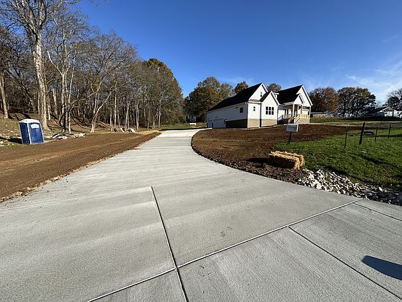 5th image of 3364 Foster Chapel Rd