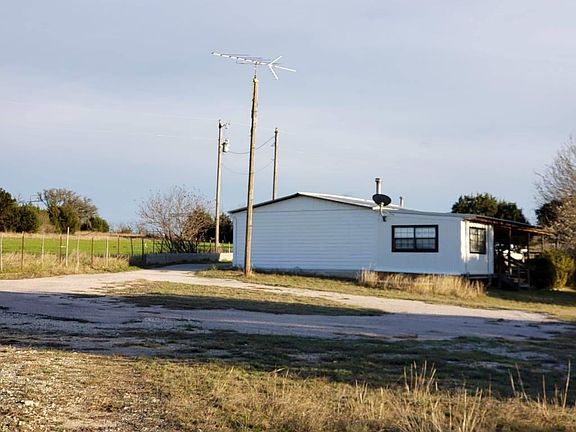 5th image of 951 County Road 3800
