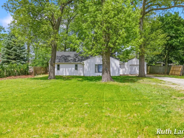 1640 McLaughlin Ave, Muskegon, MI 49442