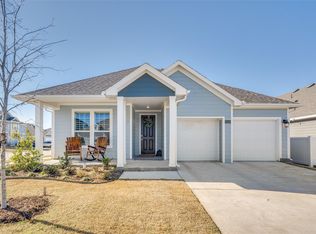 9024 Huxley Dr, Aubrey, TX 76227