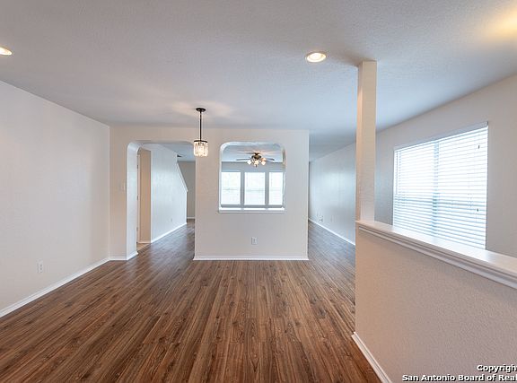 5th image of 10038 Del Lago Ct