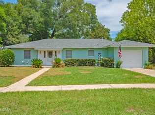 2094 Morven St, Chipley, FL 32428