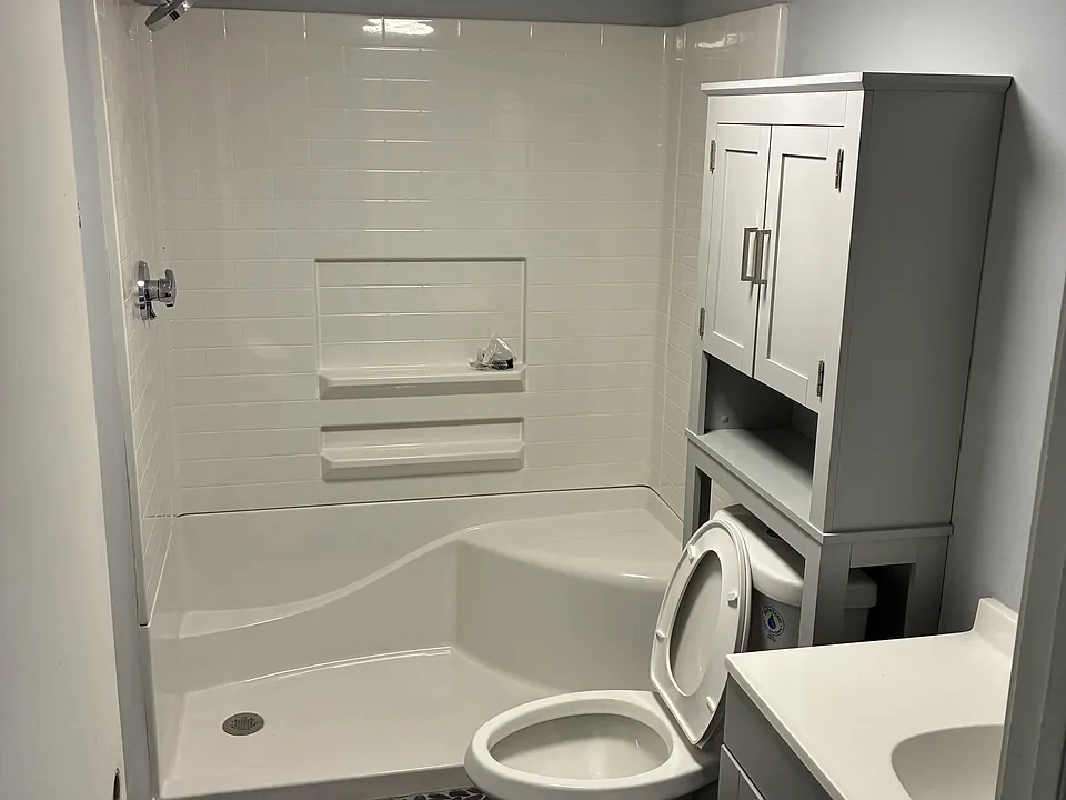 Washington St