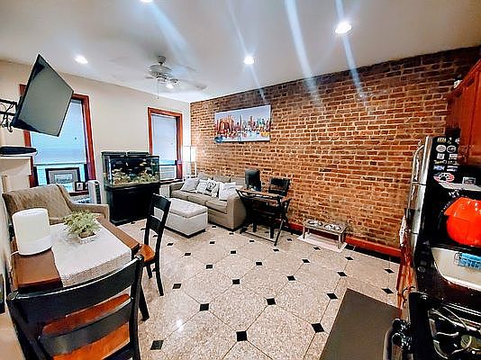 4th image of 3776 62nd St #3