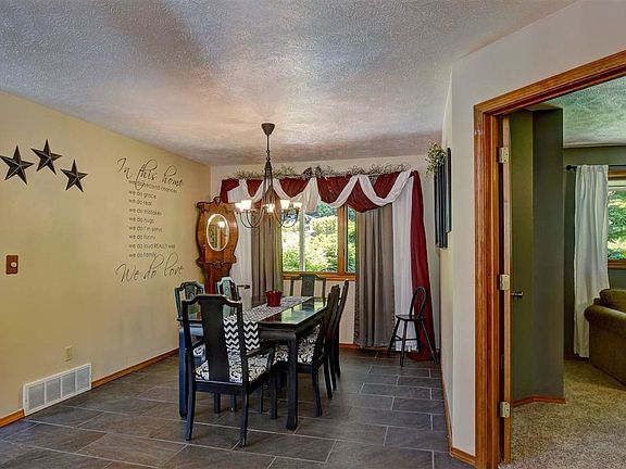4th image of 10908 E Ponderosa Dr