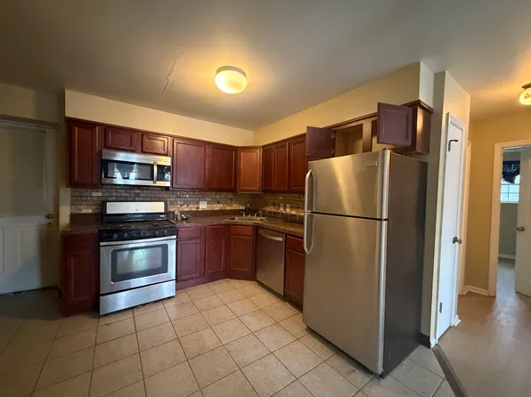 7 N Center St, Schenectady, NY