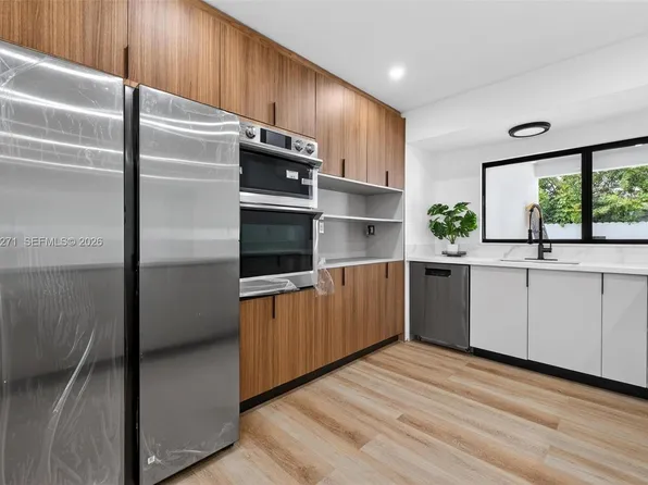 7311 Fairway Blvd, Miramar, FL 33023