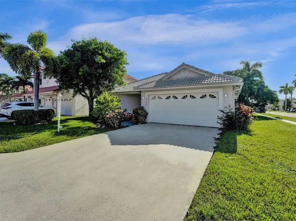 21330 Sawmill Court, Boca Raton, FL 33498