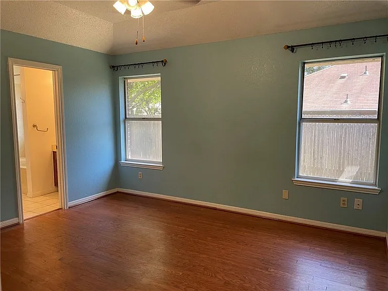 8003 Willet Trl — Photo 15