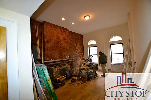 Rented by City Stop Realty | media 17