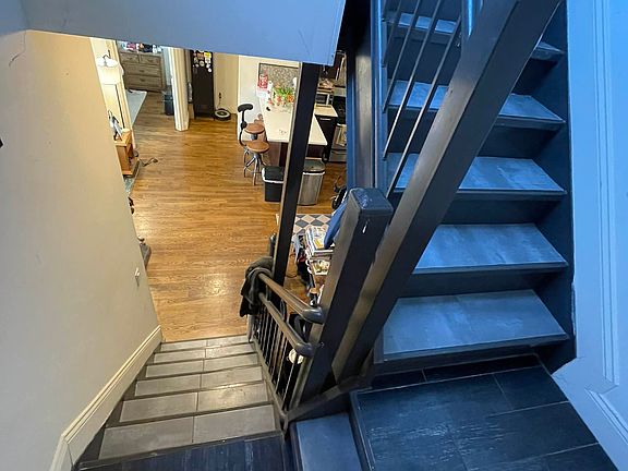 5th image of 3086 36th St APT 4F