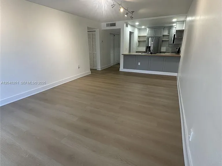 10425 SW 112th Ave #215 — Photo 3