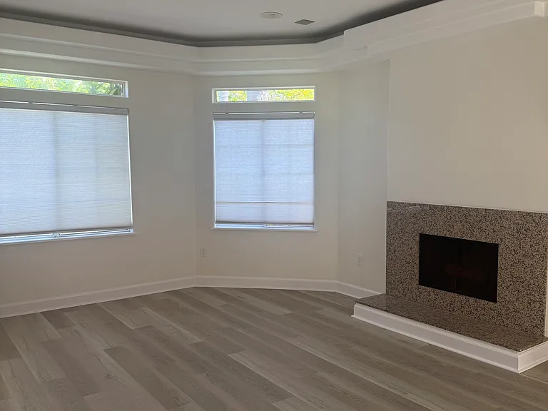 901 Beryl St — Photo 13