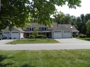 16 Nottingham Ct, Kennebunk, ME 04043