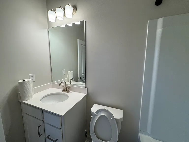 3716 Davis Cir — Photo 21