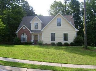 1343 Buckingham Dr, Hampton, GA 30228