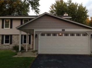 9861 Cromwell Dr, Eden Prairie, MN 55347