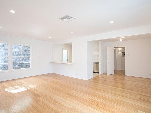 4th image of 147 N Michigan Ave APT 3