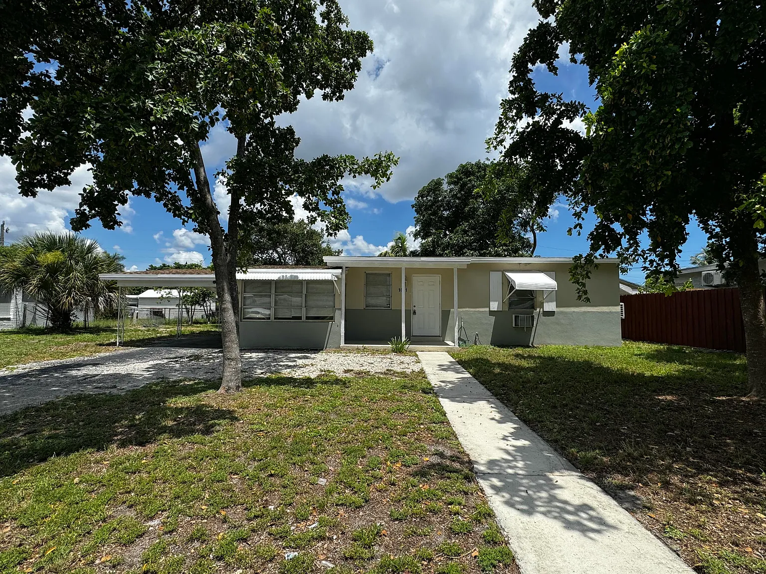 2 bed, 1.0 bath, 730 sqft, $2,000 — Photo 2
